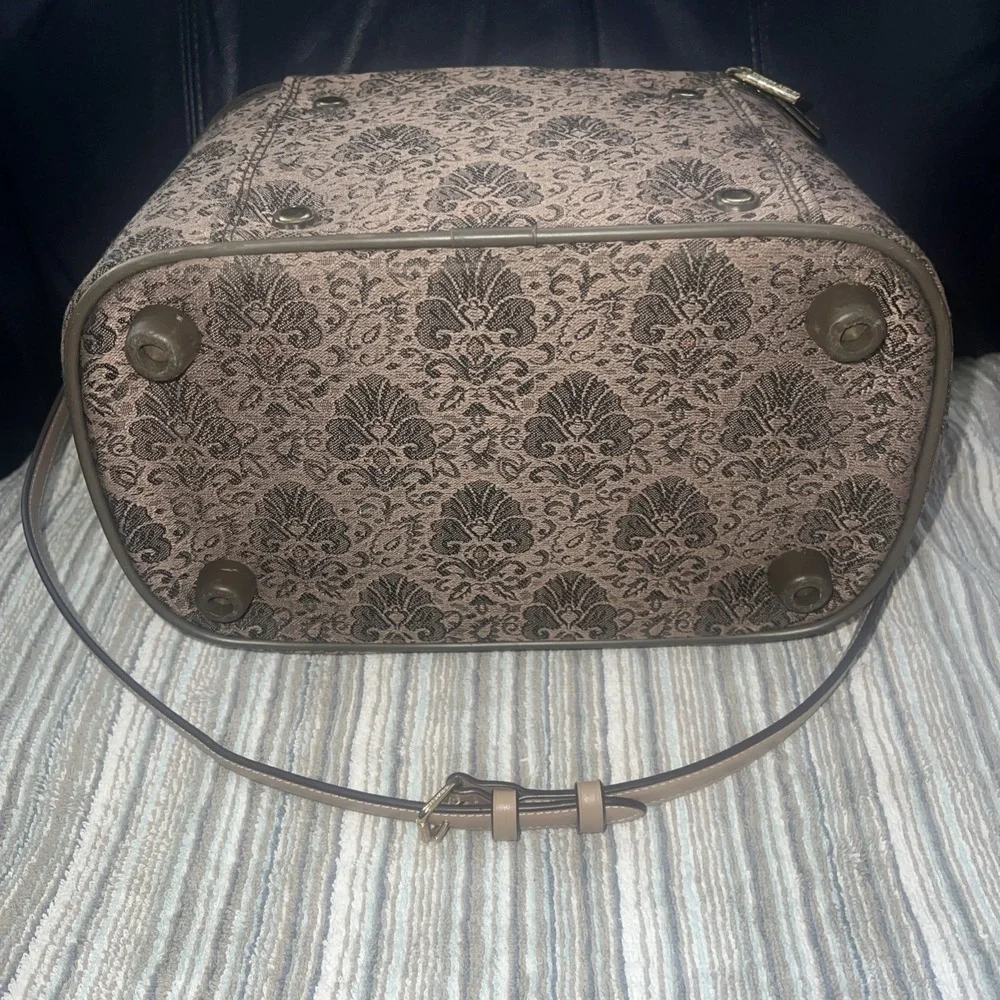 Vintage Etienne Aigner Floral Tapestry Cosmetic Travel Bag Train Carry On Case